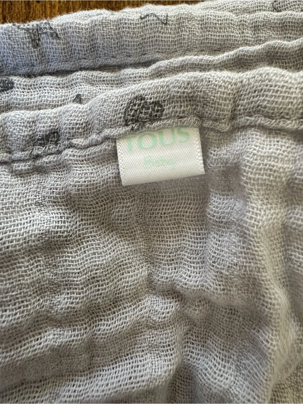 Tous Muslin Baby Blanket with Gray Print